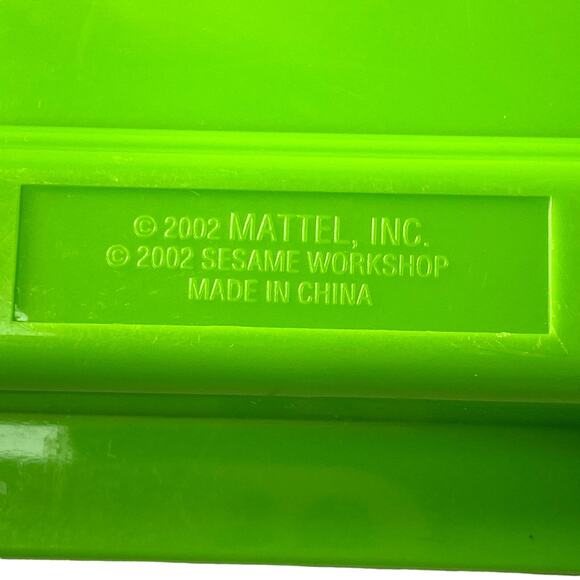 Fisher Price Learn Through Music Elmo's ABC Scavenger Hunt Educational Game - Picture 4 of 4